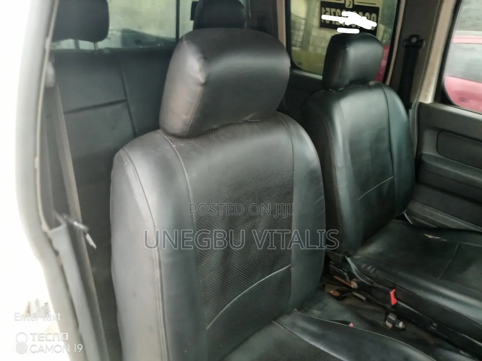 Nissan Hardbody 2009 White