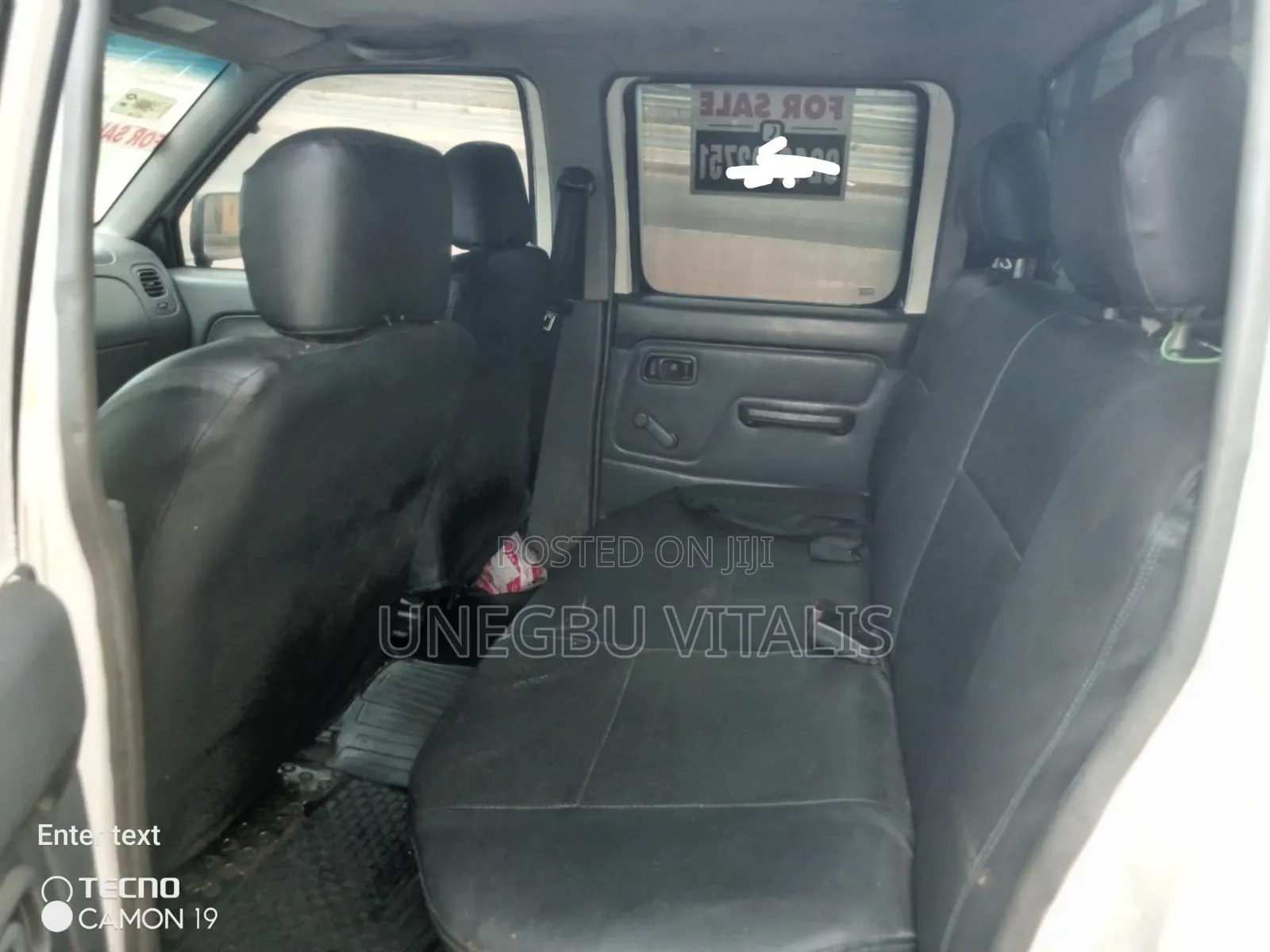 Nissan Hardbody 2009 White