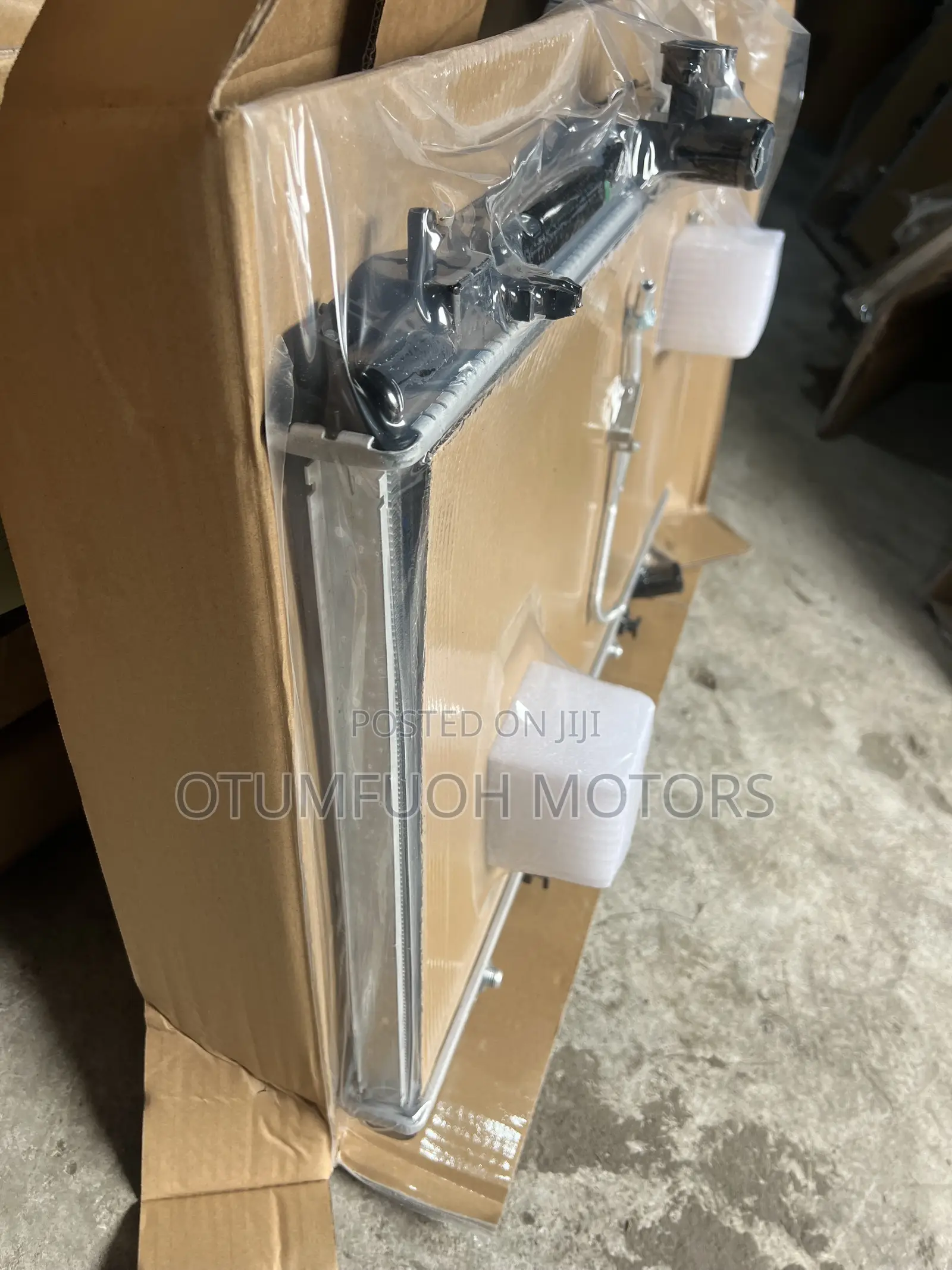 Toyota Camry Spider 2012 2013-2017 Radiator (Water Tank)