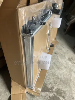 Toyota Camry Spider 2012 2013-2017 Radiator (Water Tank)