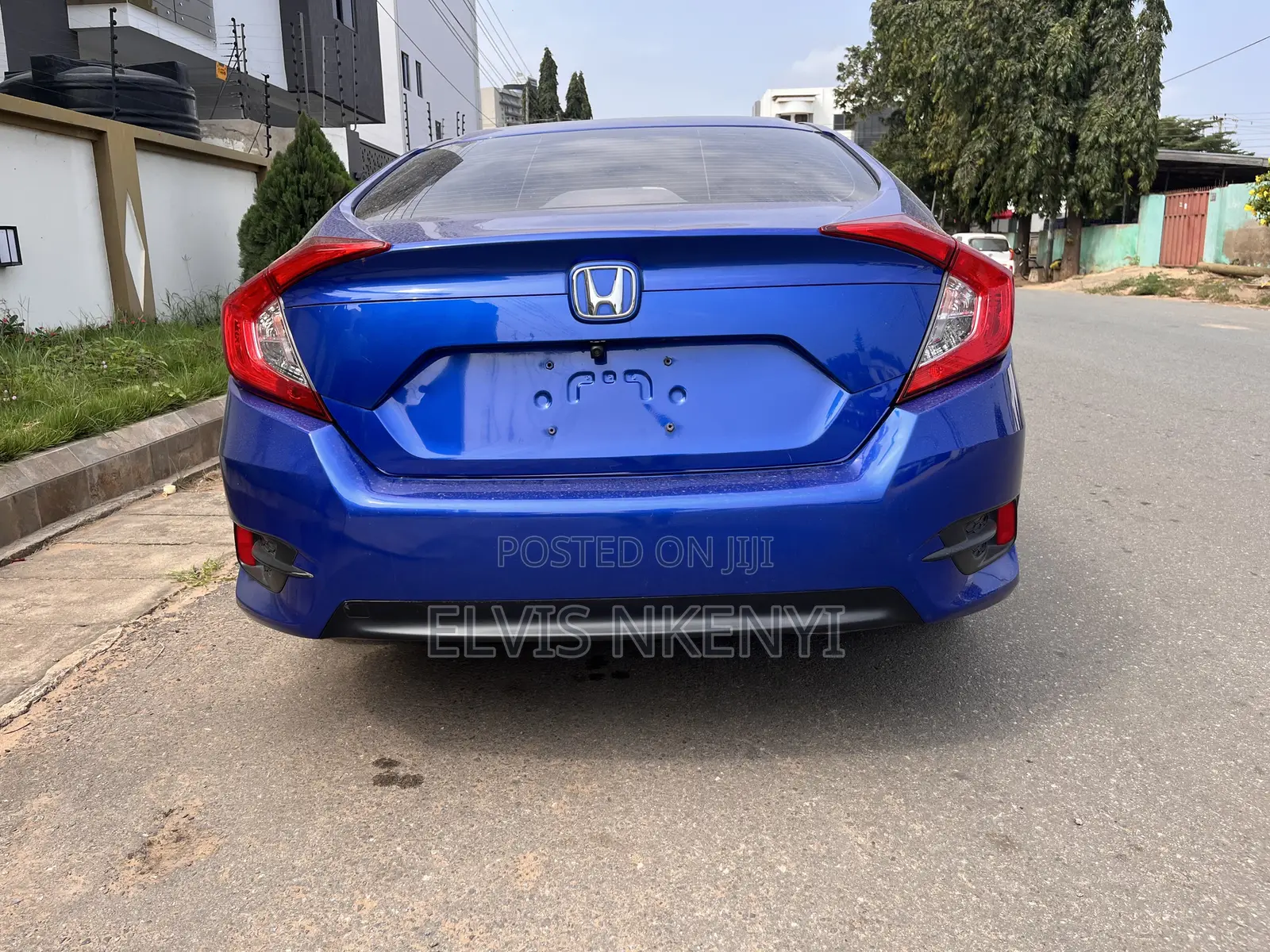 Honda Civic EX Hatchback 2019 Blue