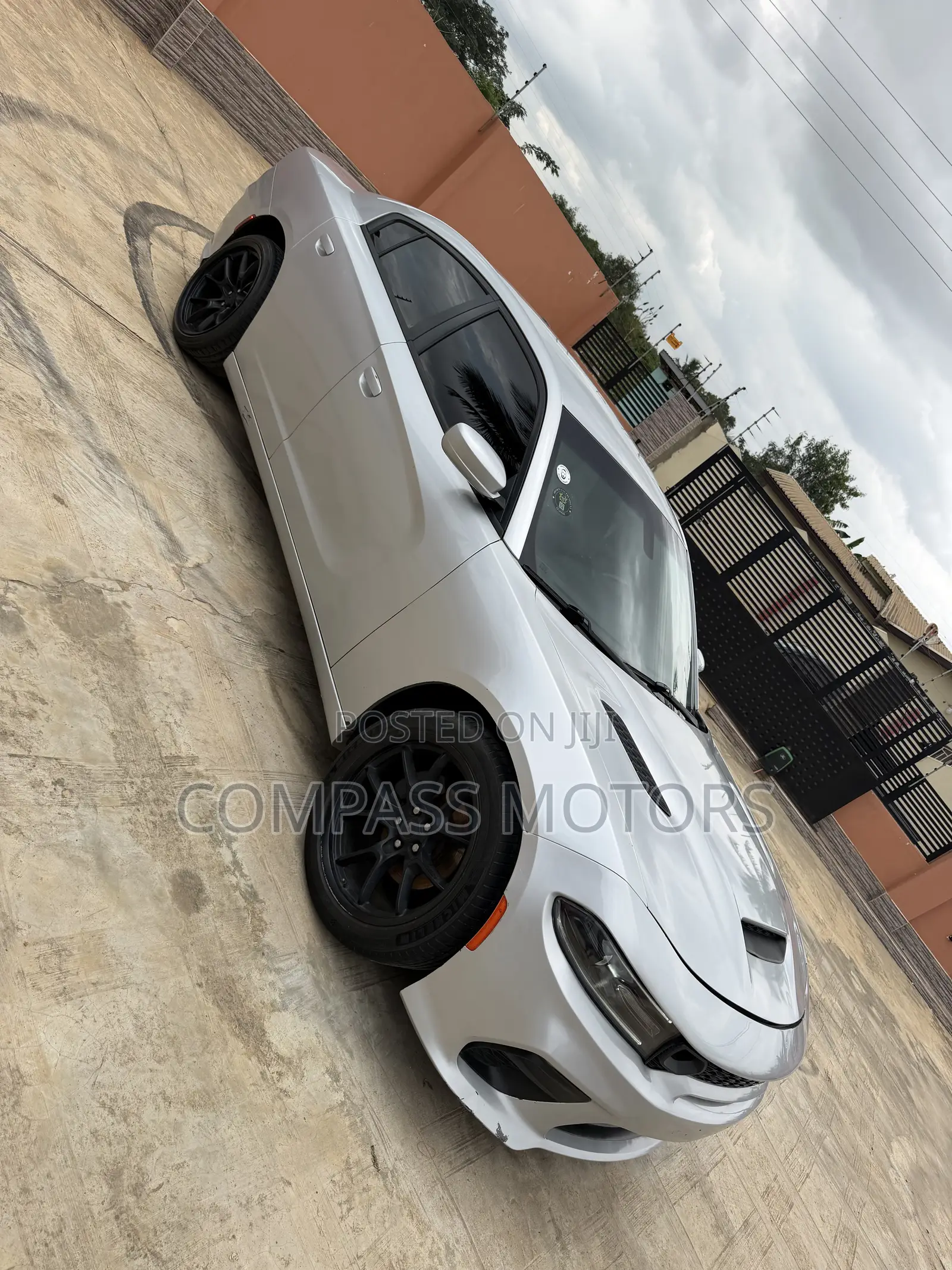 Dodge Charger 2020 Silver
