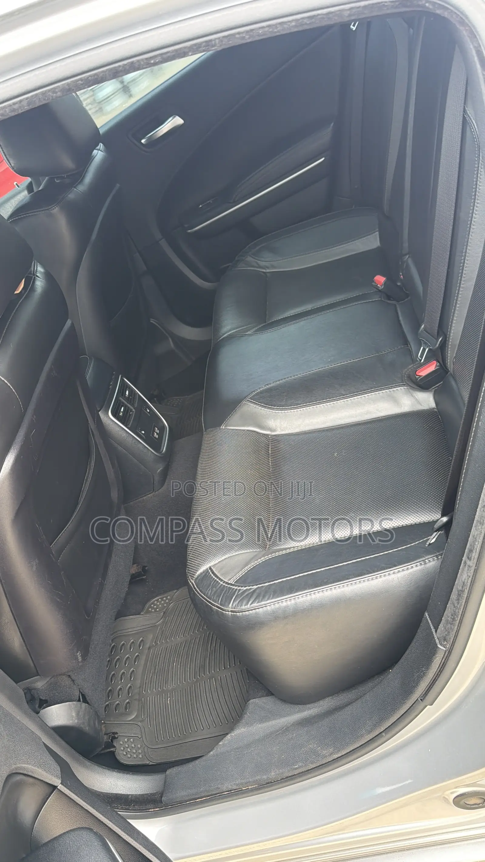 Dodge Charger 2020 Silver