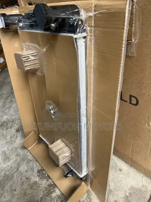Toyota Corolla 2009 2010 2011 2012 2013 Radiator (Water Tank)
