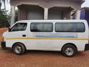 Nissan Caravan (Urvan) 2010 White