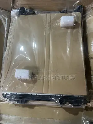 Nissan Qashqai 2013 2014-2018 Radiator (Water Tank)