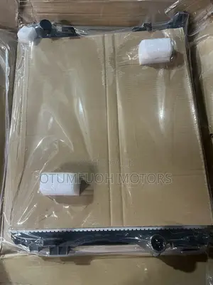 Nissan Qashqai 2013 2014-2018 Radiator (Water Tank)