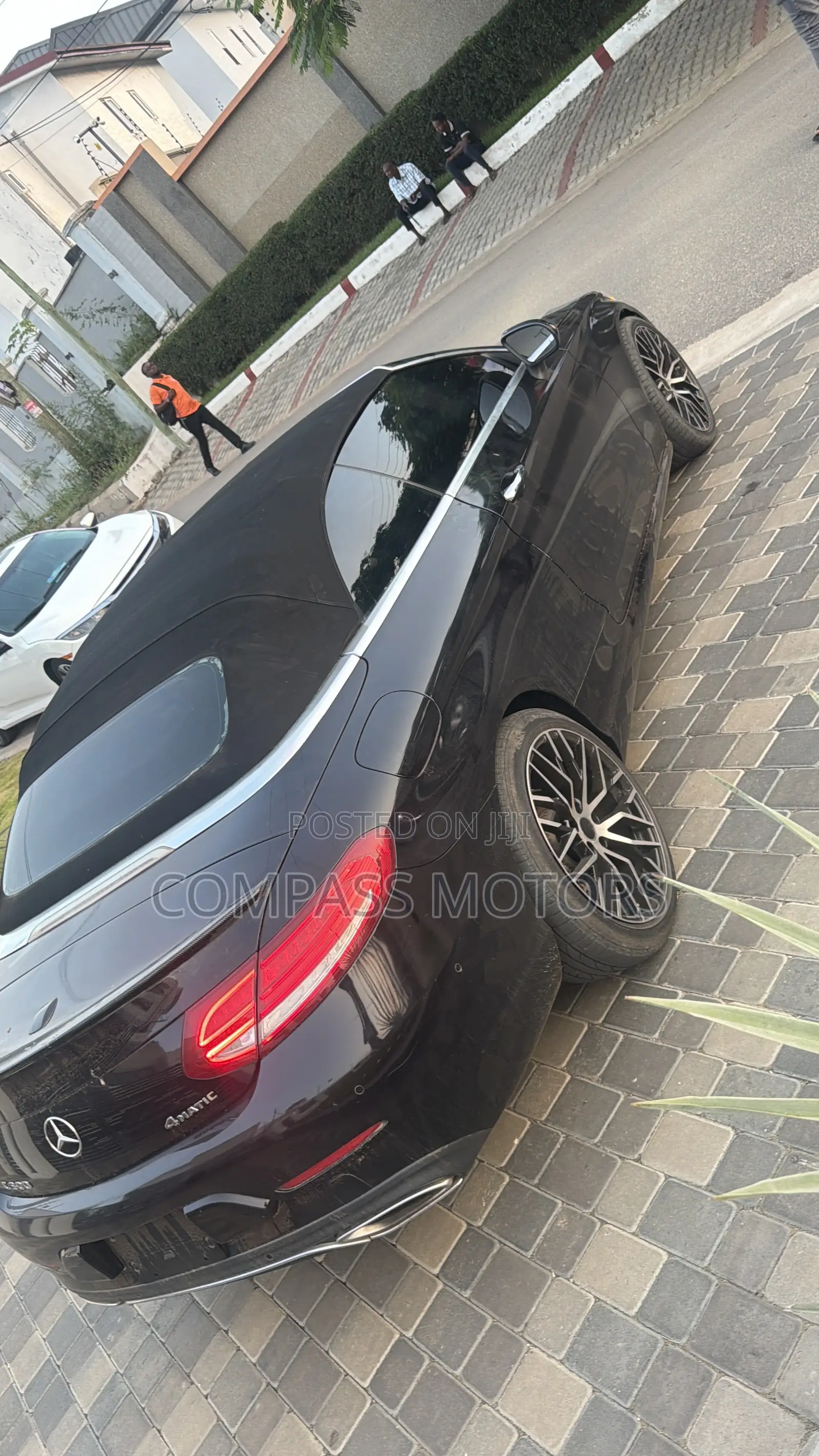 Mercedes-Benz C300 Base Coupe RWD (2.0L 4cyl 7A) 2017 Black