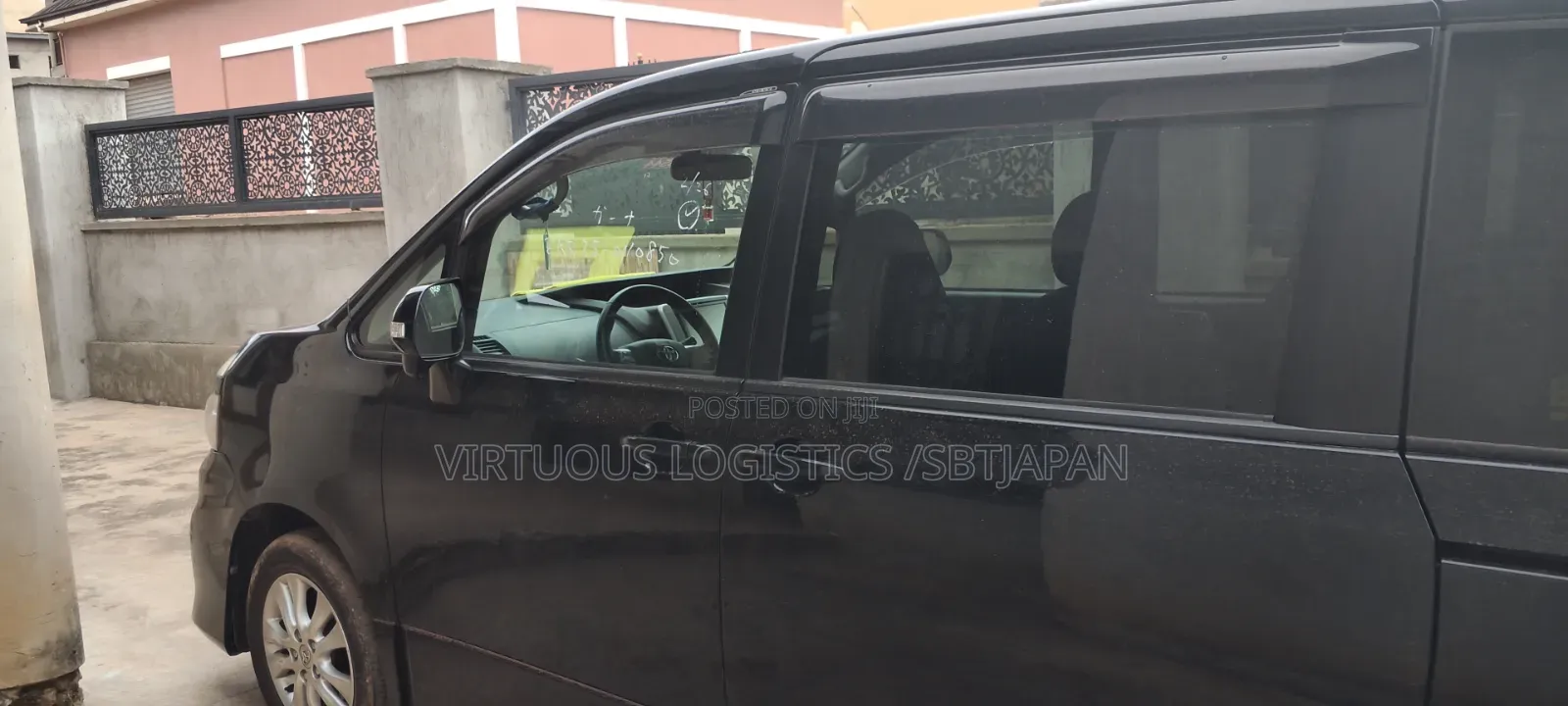 Toyota Voxy 2013 Black