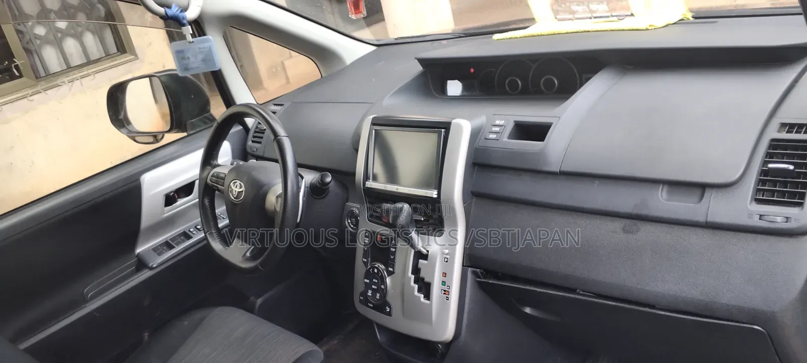 Toyota Voxy 2013 Black