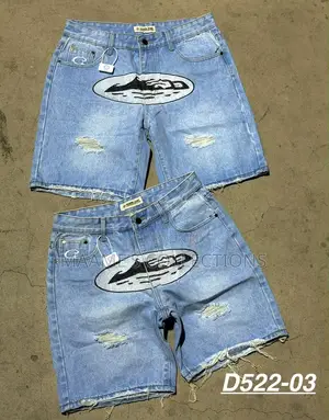 Trendy Distressed Denim Short Jeans for Men