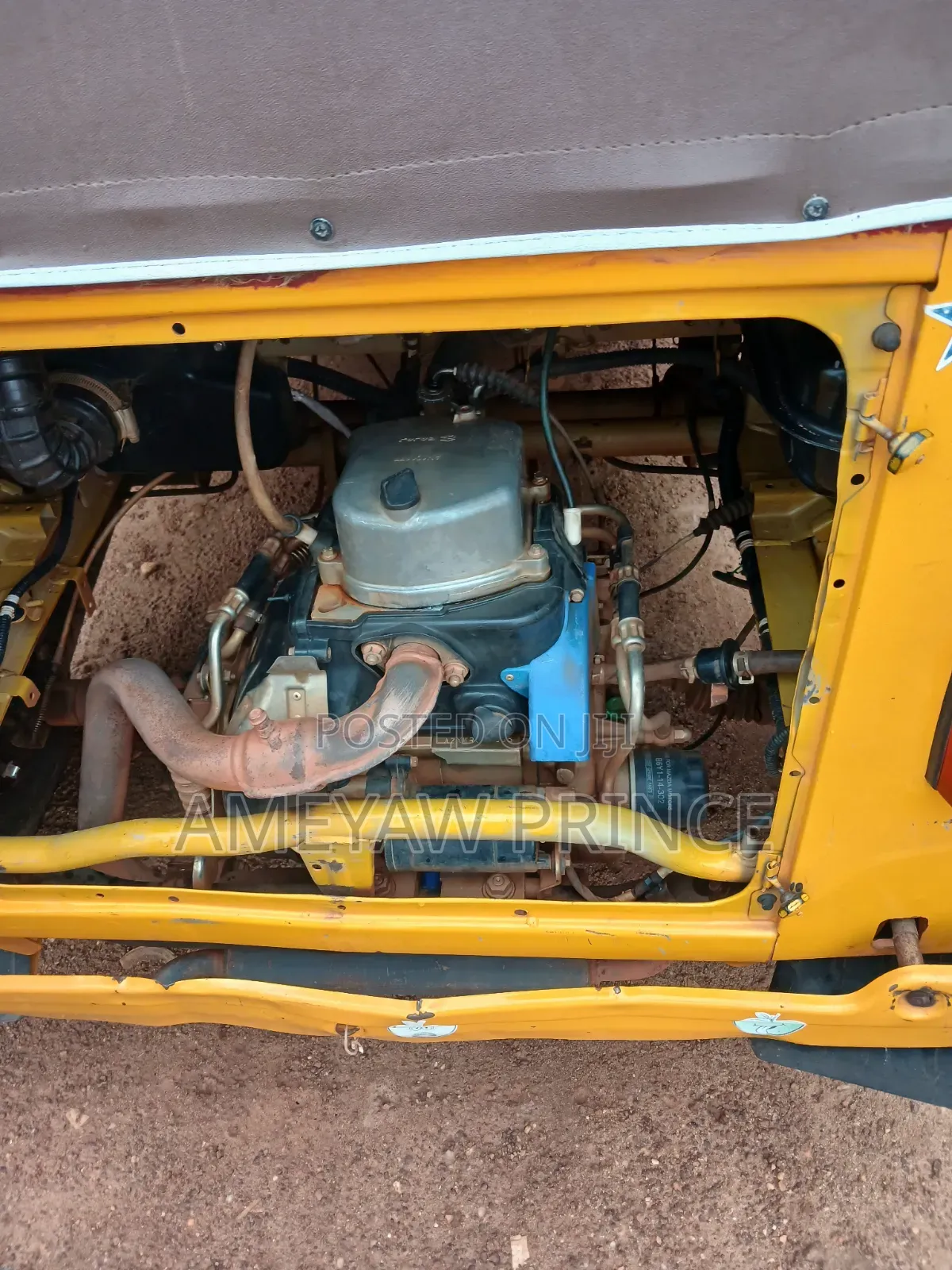 Bajaj RE 2025 Yellow