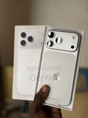 New Apple iPhone 17 Pro Max 256 GB Silver