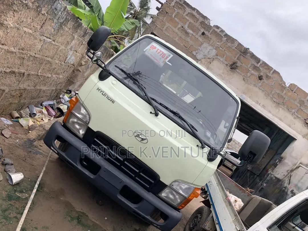 Hyundai Mighty 2