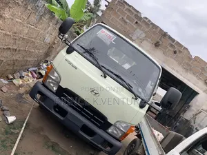 Hyundai Mighty 2