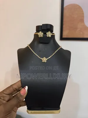 Ice Vm Jewelry Set