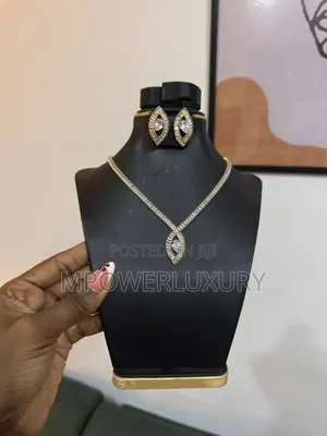Ice Vm Jewelry Set
