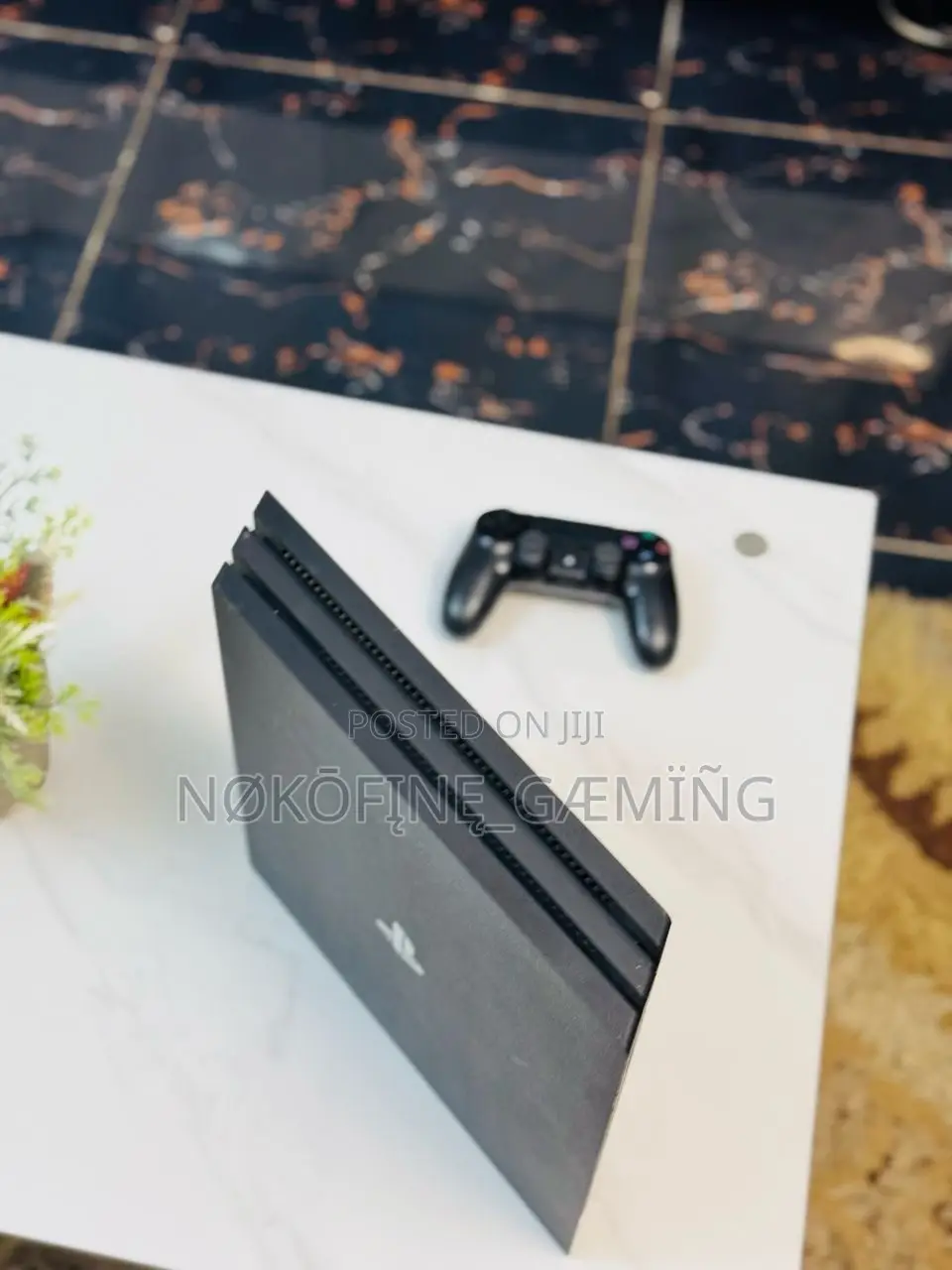 Ps4 Pro 500gb + 7 Online Games + 2 Controllers