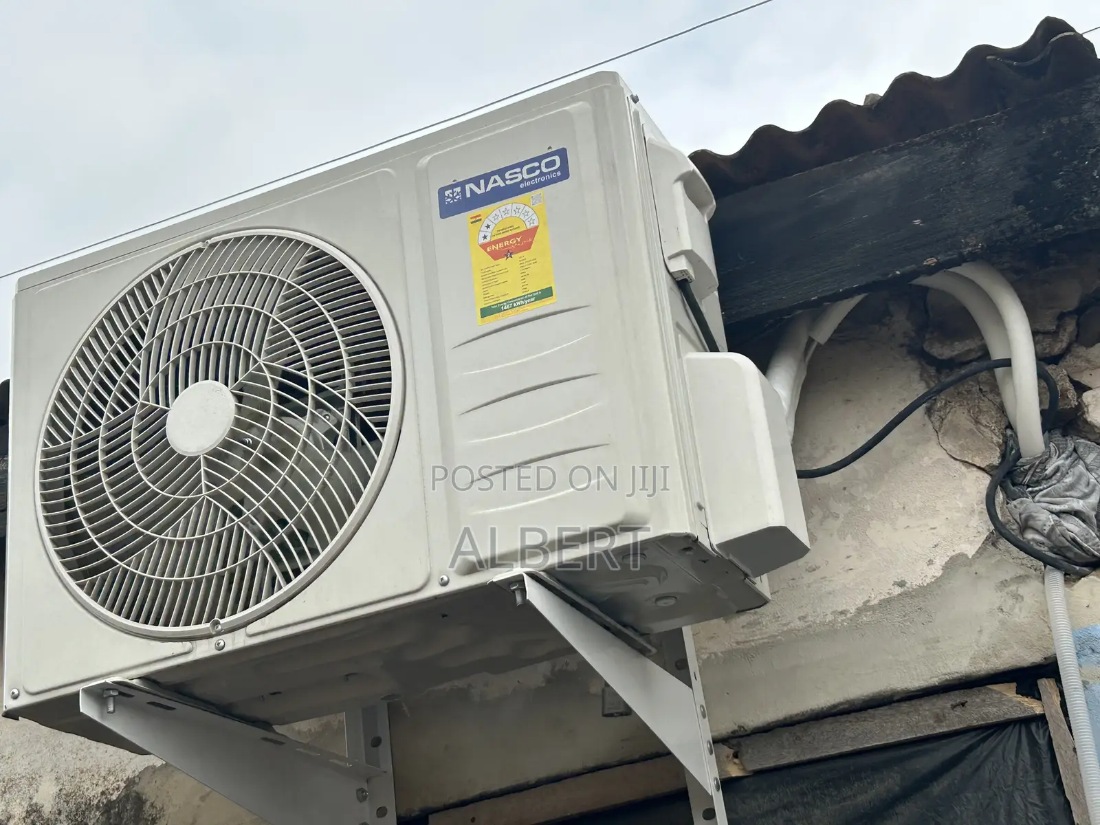 Electrician and Air Conditioning Technician