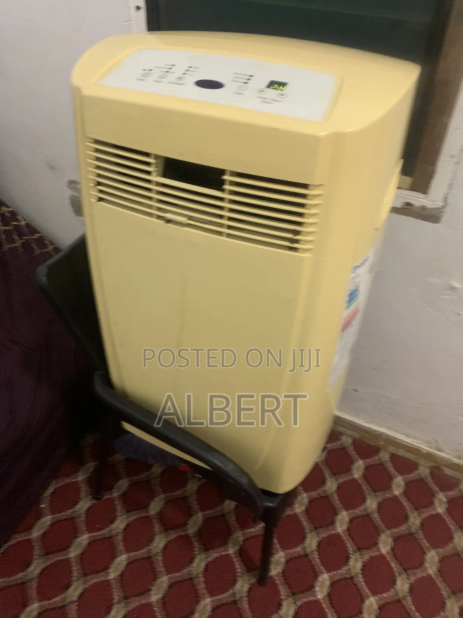 Electrician and Air Conditioning Technician