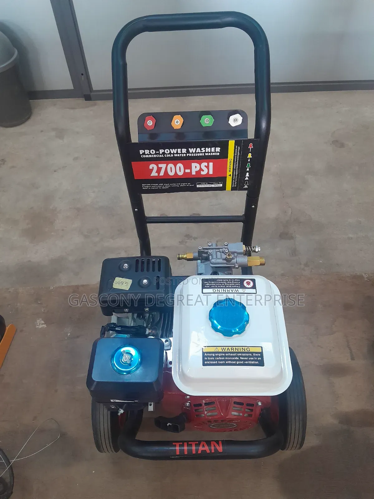 Titan-Gasoline High Pressure Washer 6.5hp 2700PSI
