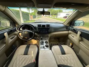 Toyota Highlander 2013 Blue