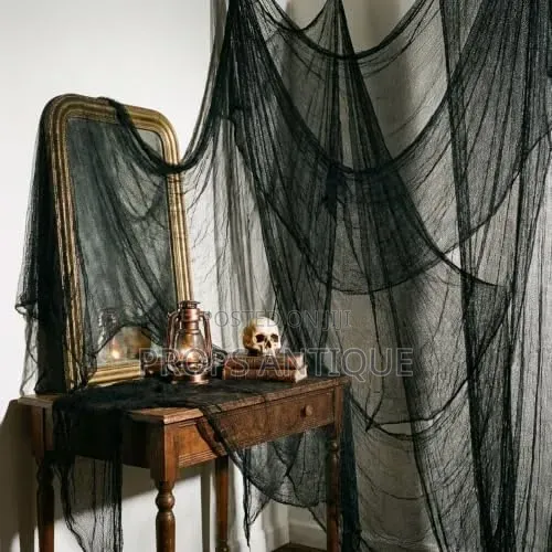 Halloween Props and Decor
