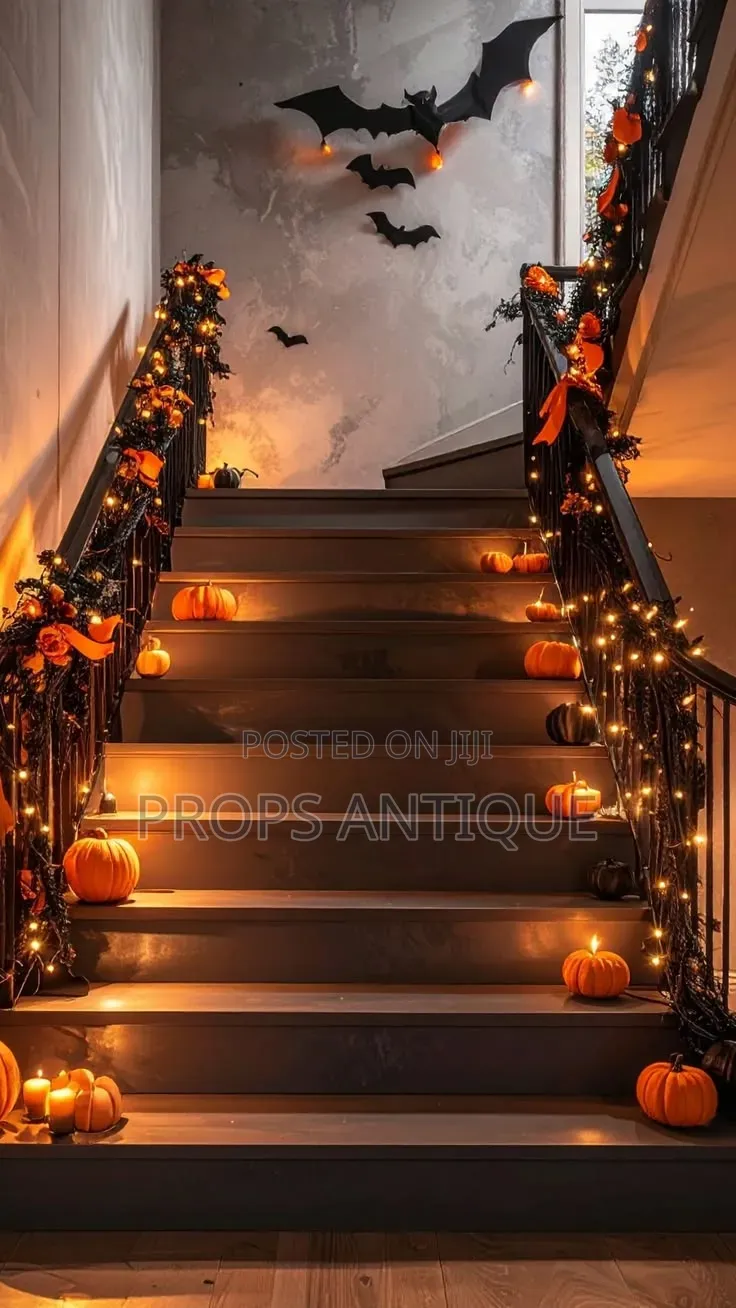 Halloween Props and Decor