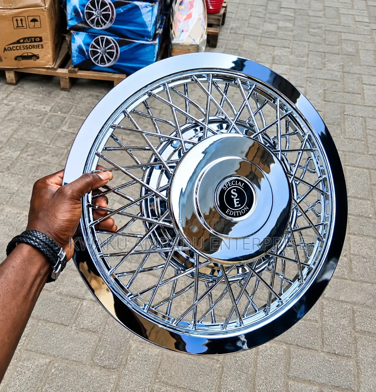 Luxury Chrome Wire Spoke Wheel Cover – Special Edition
14", 15"