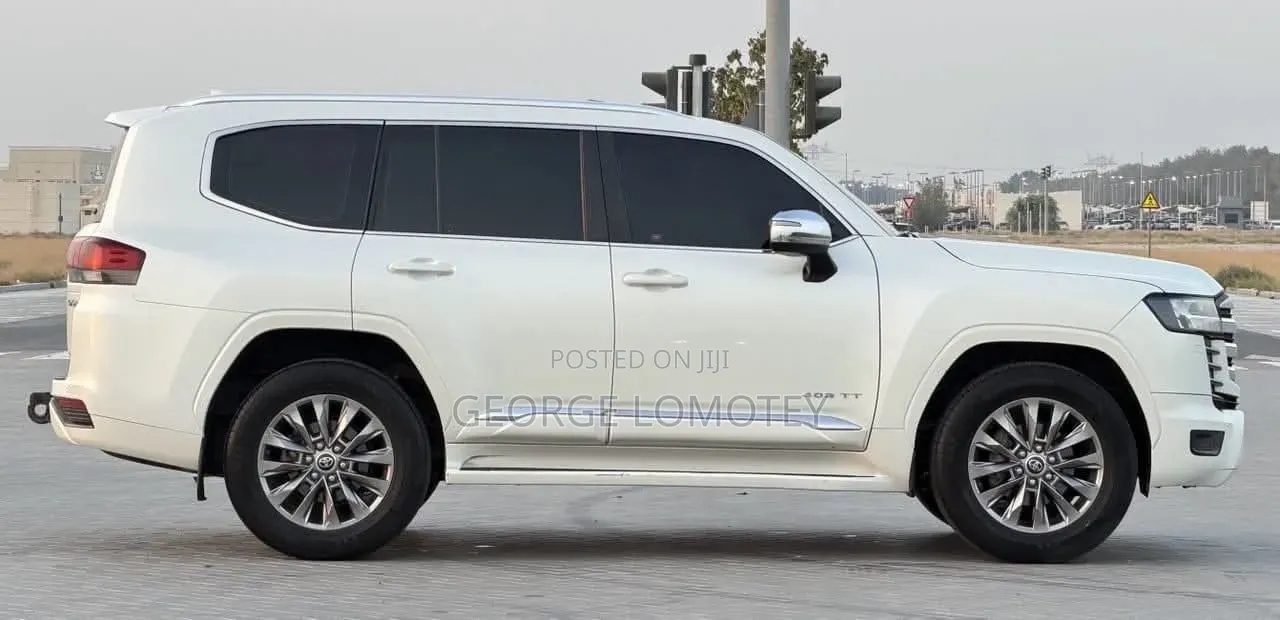 New Toyota Land Cruiser 2023 White