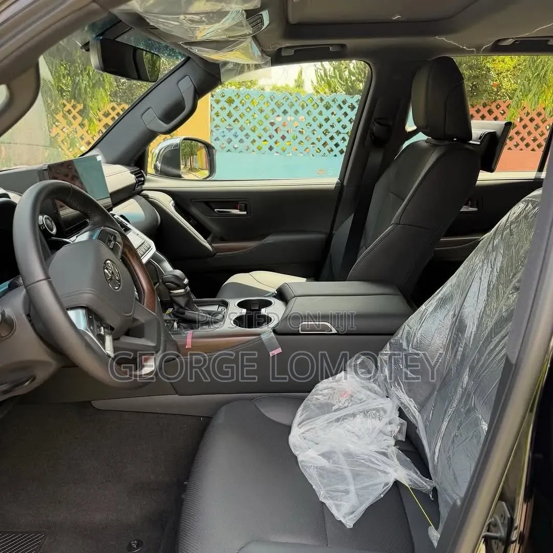 New Toyota Land Cruiser 2023 White