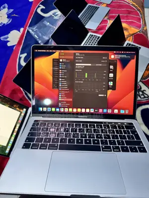 Laptop Apple MacBook Pro 2019 16GB Intel Core i5 SSD 250GB