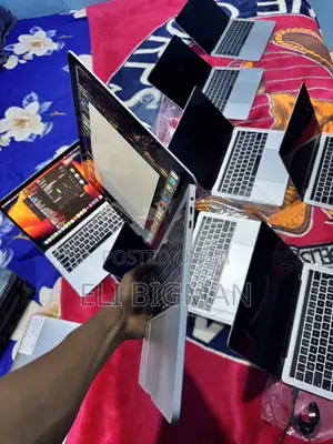 Laptop Apple MacBook Pro 2019 16GB Intel Core i5 SSD 250GB