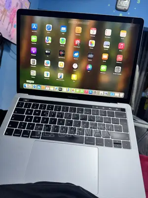 Laptop Apple MacBook Pro 2019 16GB Intel Core i5 SSD 250GB