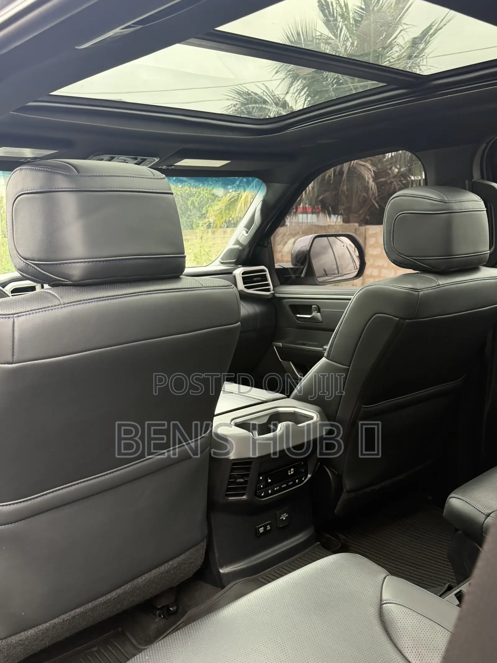 Toyota Sequoia Platinum 4WD 2023 Gray