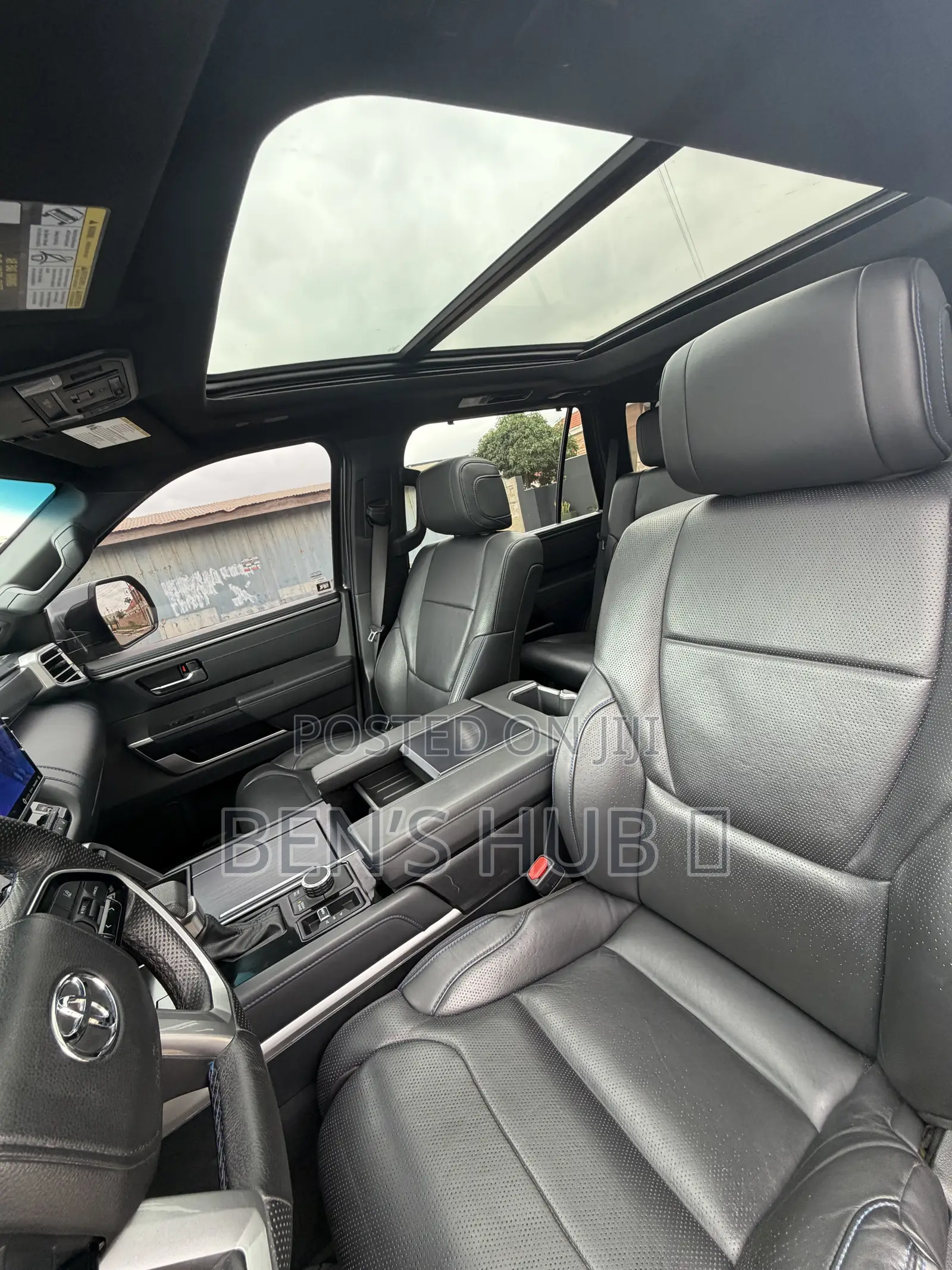 Toyota Sequoia Platinum 4WD 2023 Gray