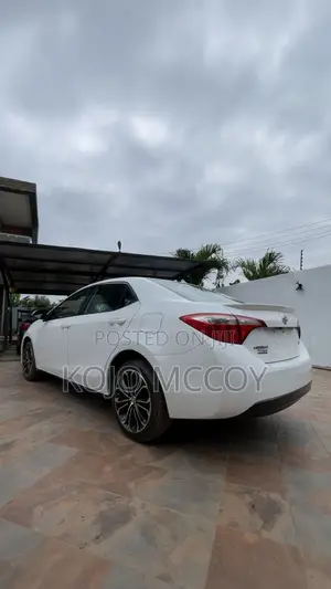 Toyota Corolla S Plus 4dr Sedan (1.8L 4cyl CVT) 2016 Off white