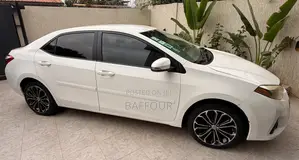 Toyota Corolla 2014 White