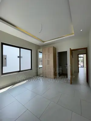 3bdrm Townhouse / Terrace in Abelemkpe for rent