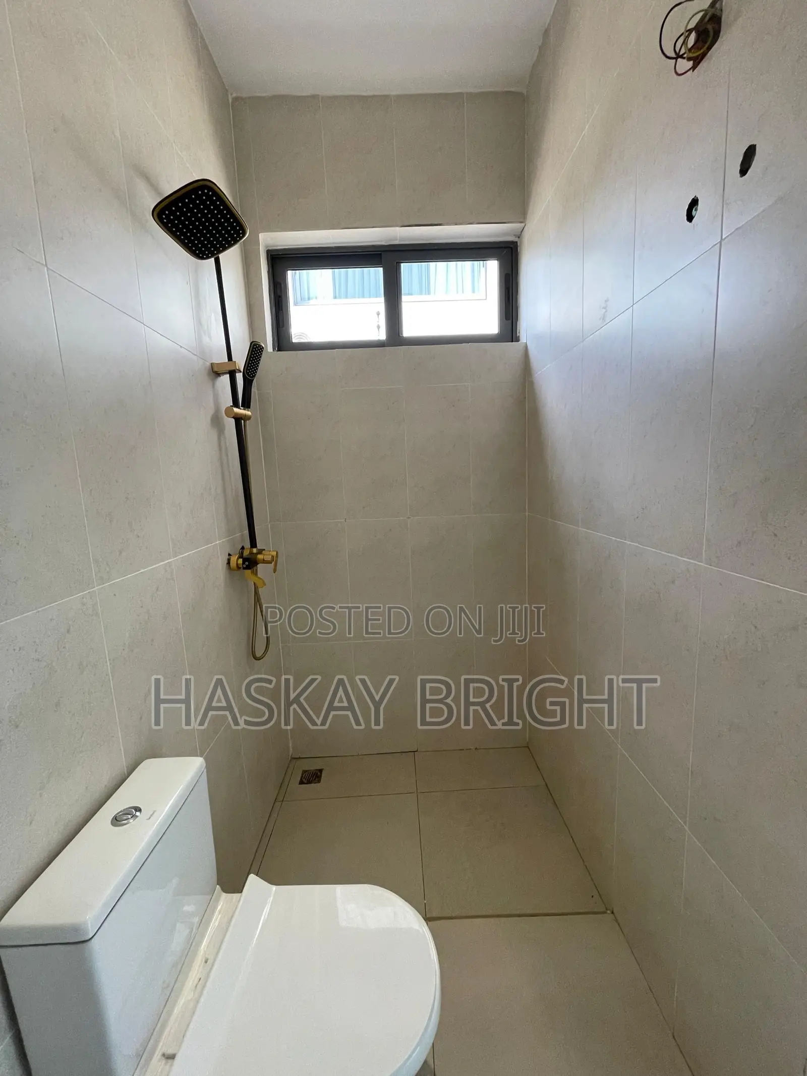 3bdrm Townhouse / Terrace in Abelemkpe for rent