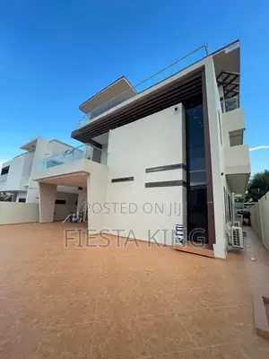 Furnished 5bdrm Mansion in Kings Projekts, Police Station for sale