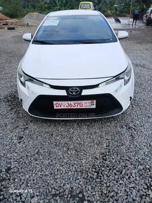 Toyota Corolla 2022 White