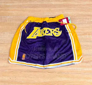 Short Lakers, Chicago Jordan Etc