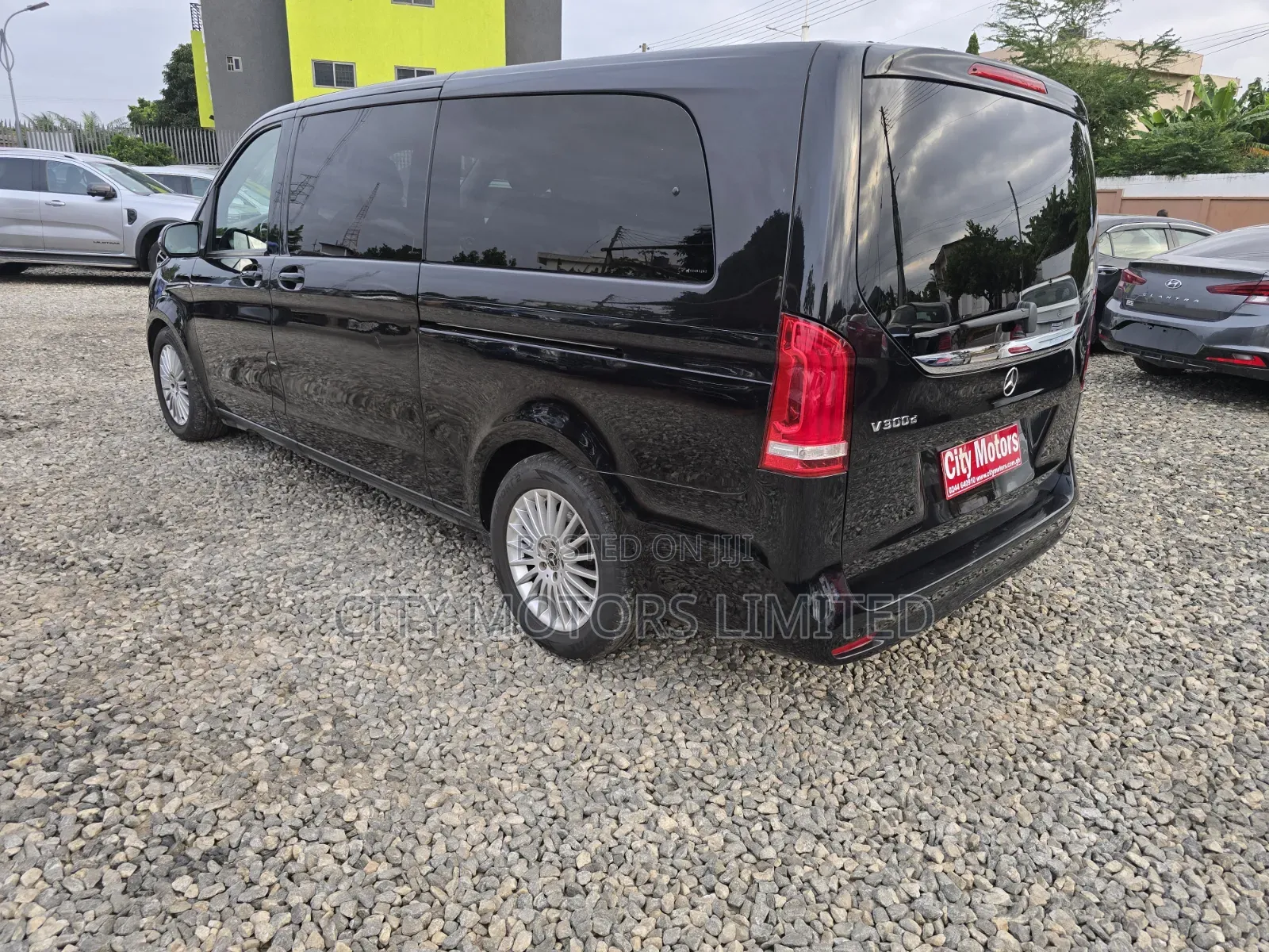 Mercedes-Benz V-Class 2022 Black