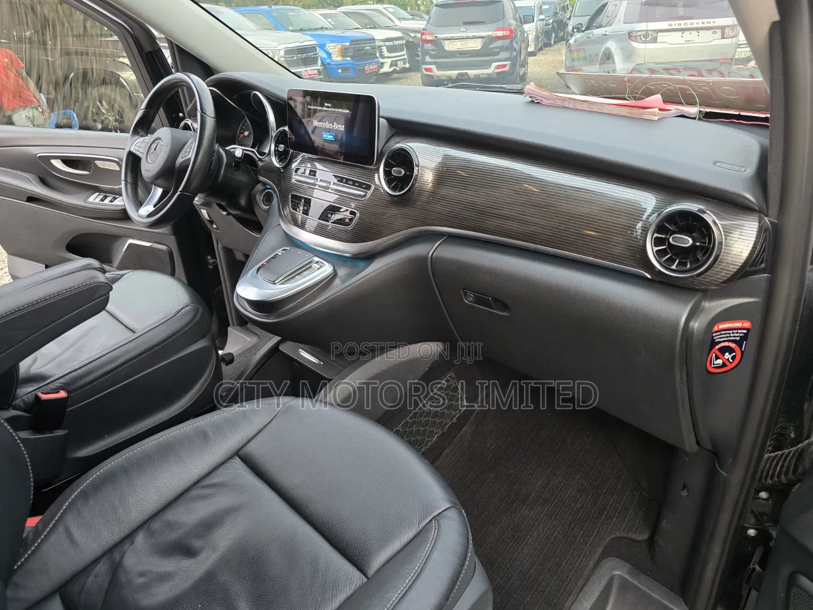 Mercedes-Benz V-Class 2022 Black