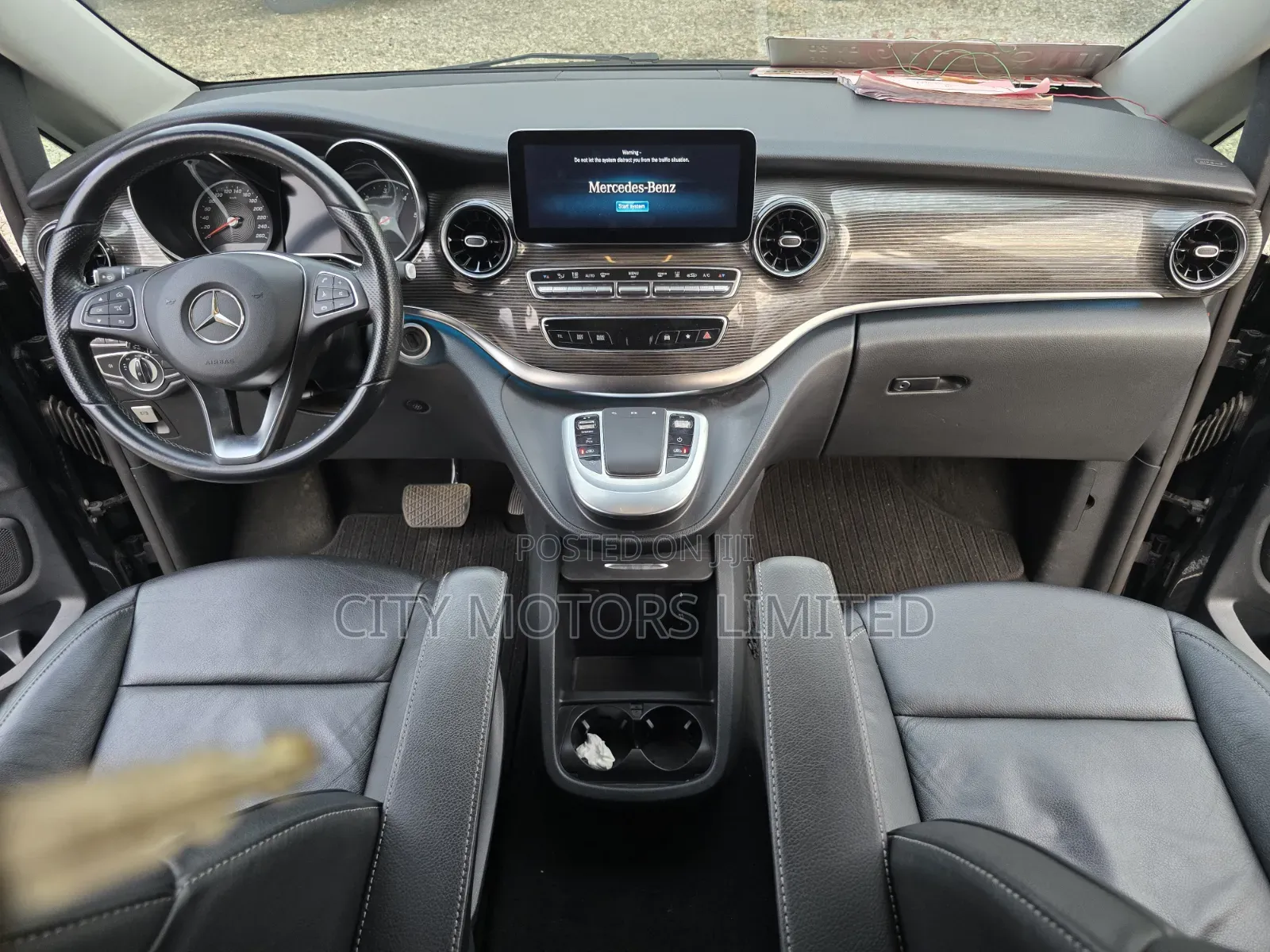 Mercedes-Benz V-Class 2022 Black
