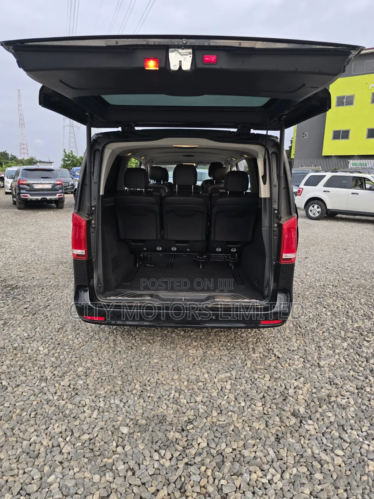Mercedes-Benz V-Class 2022 Black