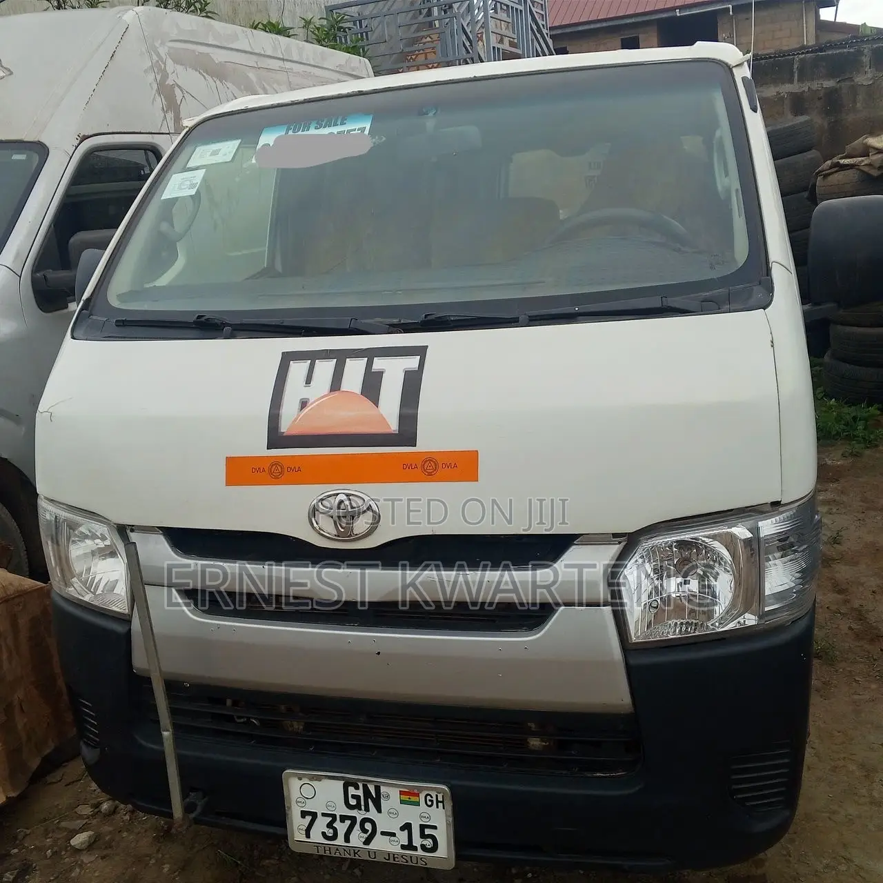 Toyota HiAce 2015 White
