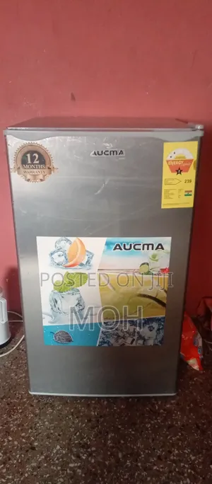 Neat Aucma Fridge for Sell