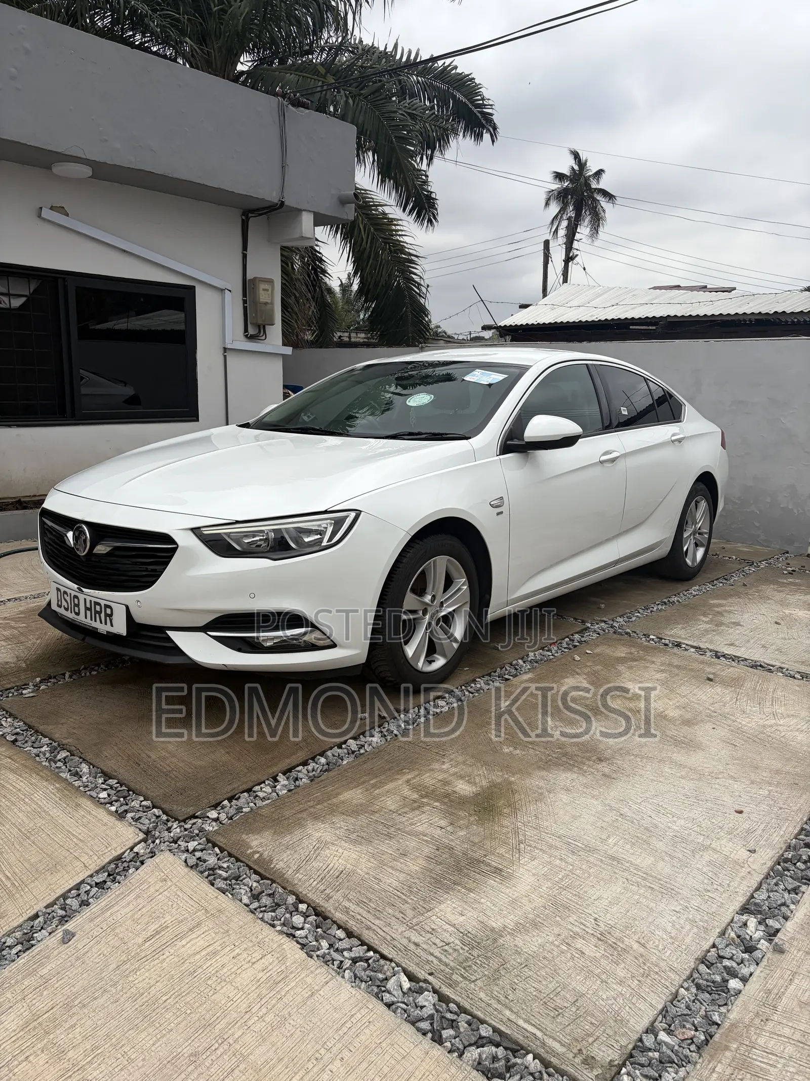 Vauxhall Insignia 2018 White